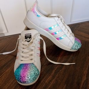 Girls Adidas Superstar size 6.5